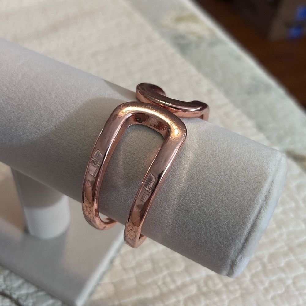 Vintage Rose Gold Spring Hinge Bracelet